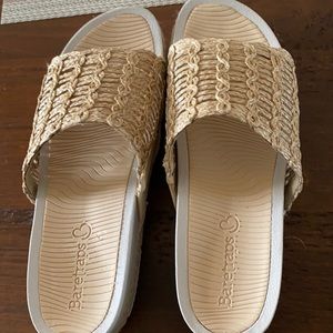 Baretraps sandals worn one time😀